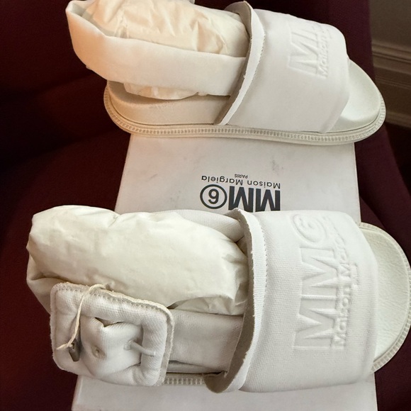 Maison Martin Margiela Shoes - Maison Martin Margiela White Embossed Logo Slide Sandals EU35